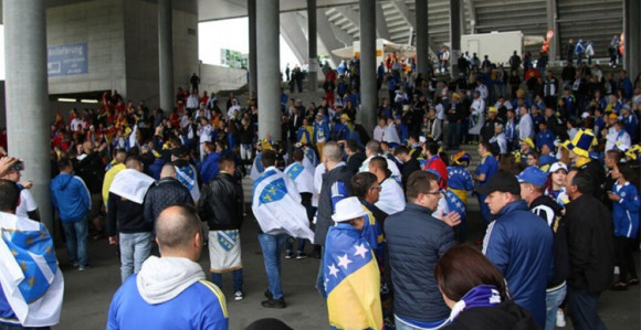 Tuča: Povrijeđena tri navijača BiH u Pireju