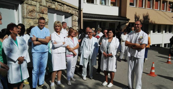 Zvornik: I dalje napeto u bolnici