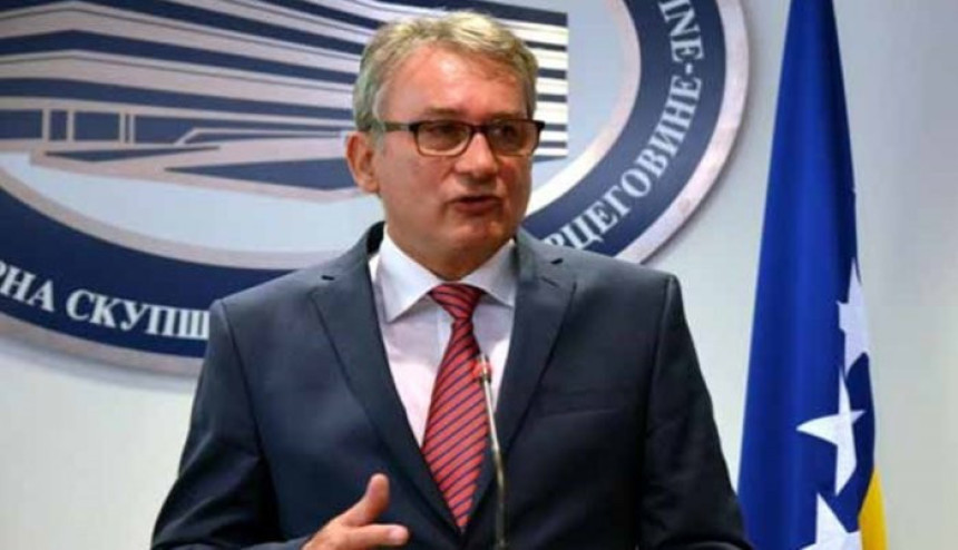 Босић: Нема договора о сједници