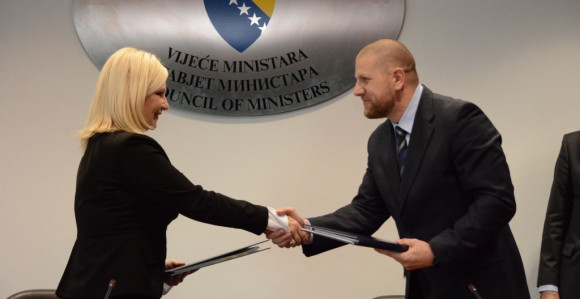 Dogovor: `Brza cesta` Sarajevo-Beograd