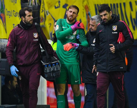 Облак полио хладном водом све у Атлетику!