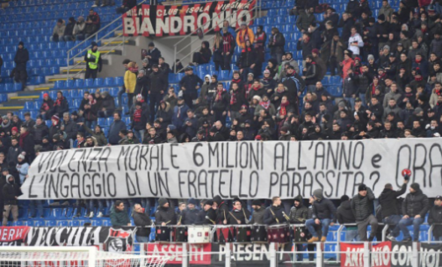 Navijači Milana Donarumi: Odlazi!