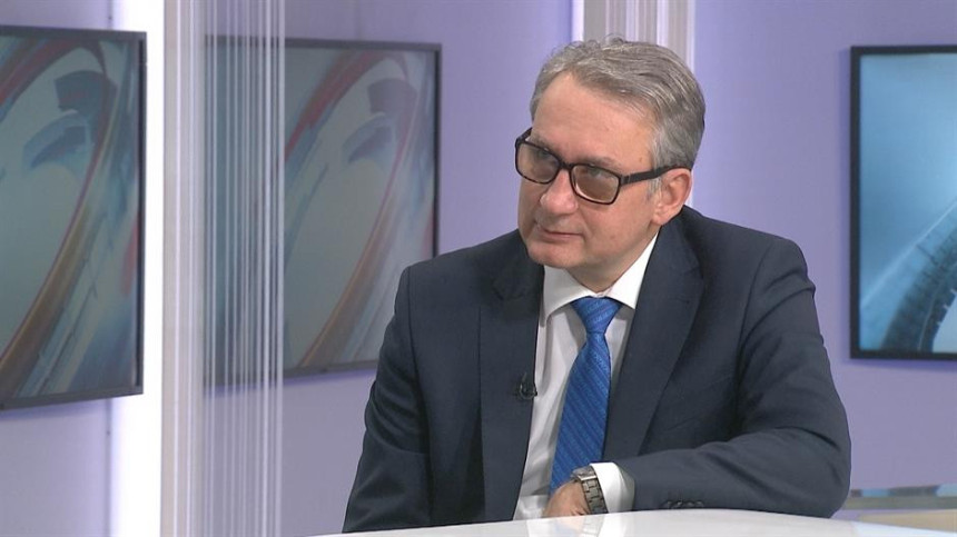 "Vigemark i na večere i  kolače vodio samo da prođu akcize"