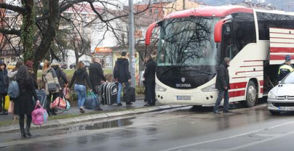 Studentima prevoz do kuća