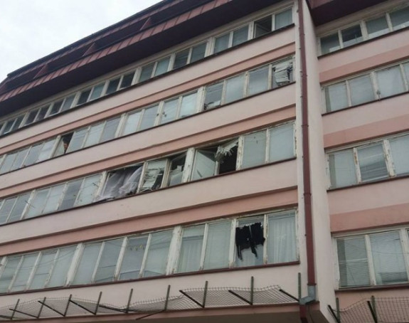 Hitna evakuacija studenata u BL