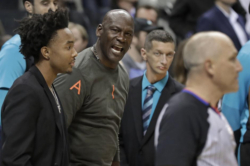 Kad naljutiš Džordana, dobiješ ćušku... Ili dvije!