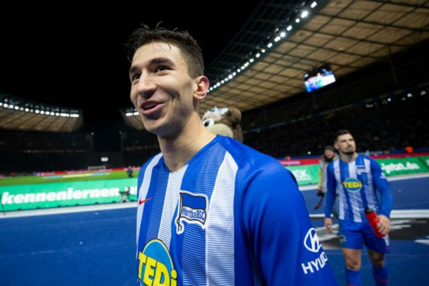 Malerozni Grujić van terena do kraja januara!