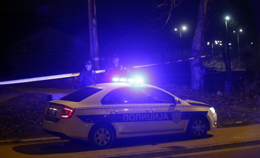 Kamionom udario ženu i odbacio je preko ograde