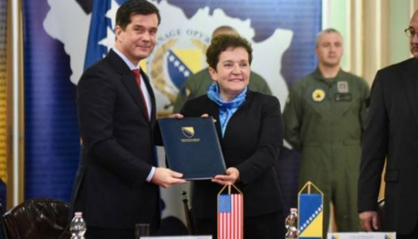 Američka pomoć za nove helikoptere Oružanim snagama 