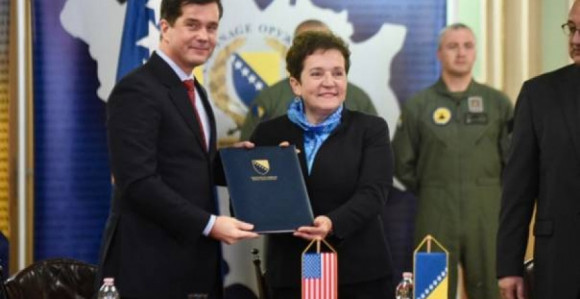 Američka pomoć za nove helikoptere Oružanim snagama 