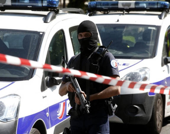 Убијен мушкарац који је пријетио  полицајцима