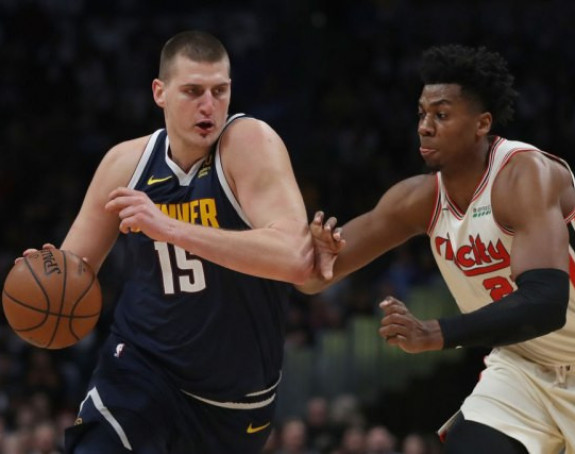 Dabl-dabl Jokića u festivalu trojki Denvera