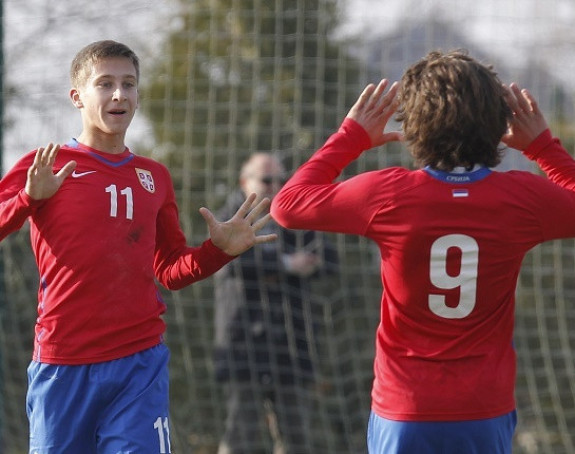 Шапоњић и Јовић јесу млади, али ће Бенфика много да заради!