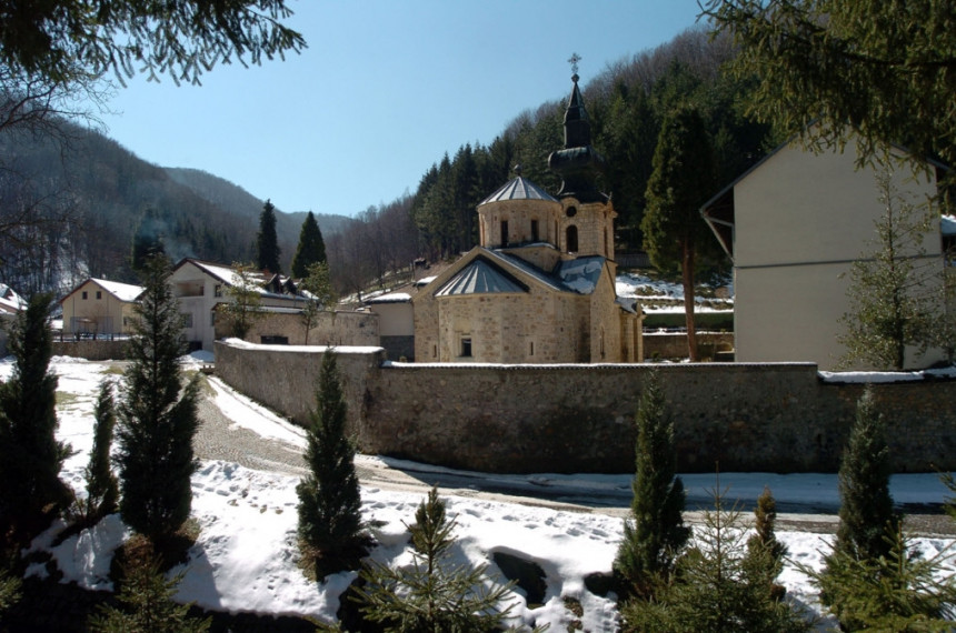 Седам вијекова манастира Троноша