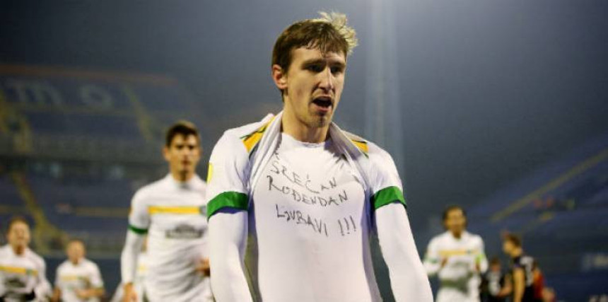 Fudbalski globtroter, Stefan Šćepović!