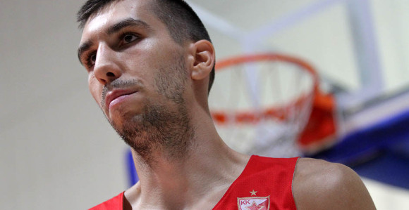 EK: Zvezda na najtežem gostovanju, sa novim kapitenom!