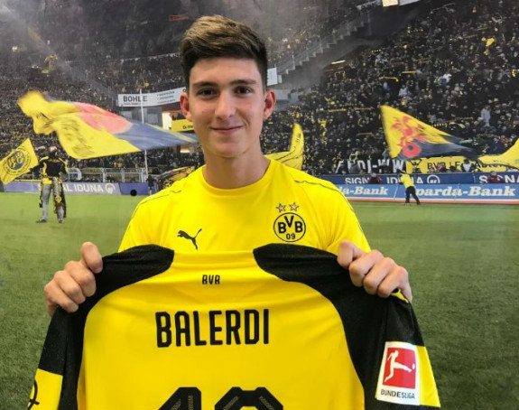Zvanično: Balerdi je Borusijin!