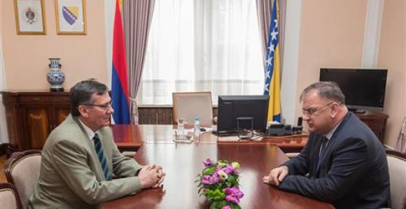 Unaprijeđene veze BiH i Srbije