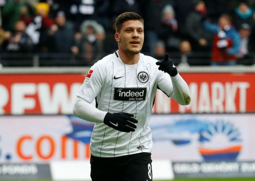 Oglasio se Luka Jović: Ajntraht mi je prioritet!