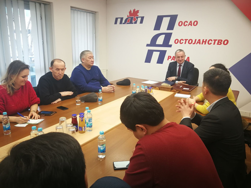 Нова искуства о обнови Српске