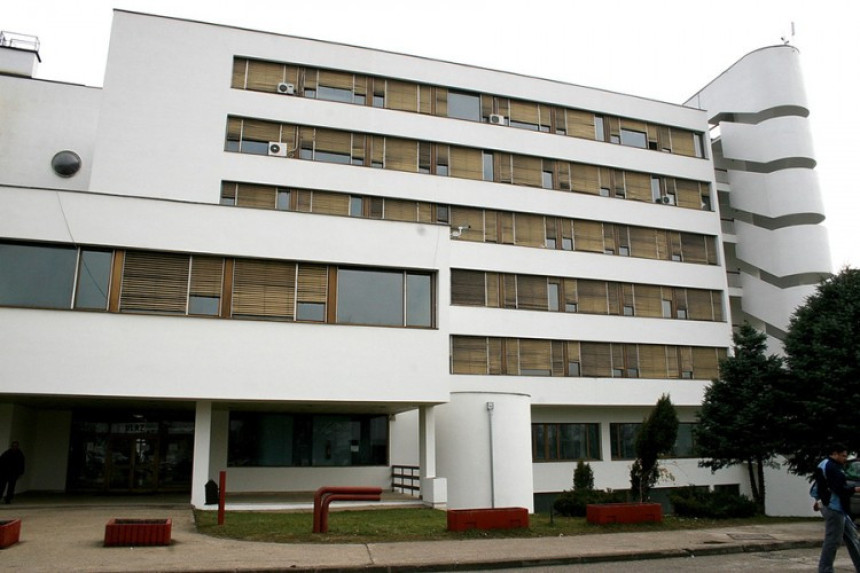 Plate kasne, nema doprinosa