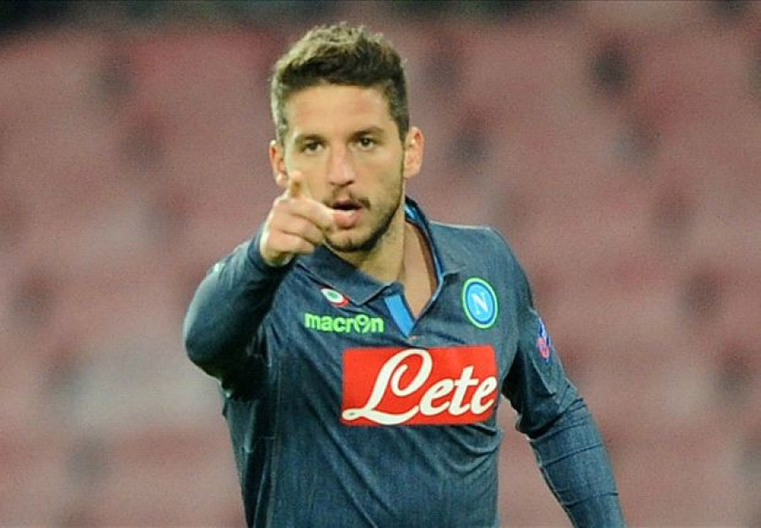 Alarm u Napulju: Mertens napušta San Paolo zbog 500.000 evra?!