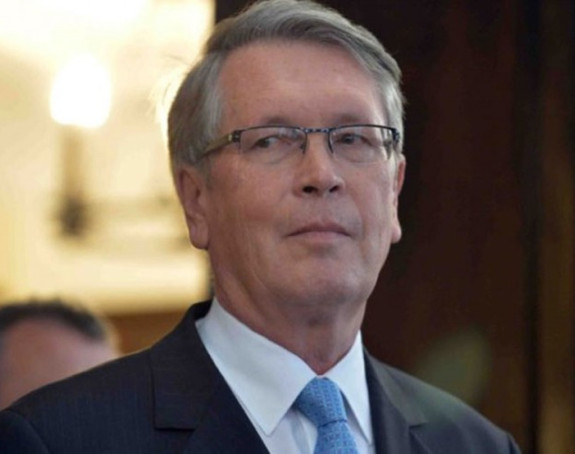 Čepurin: Platforma Prištine - fantazija