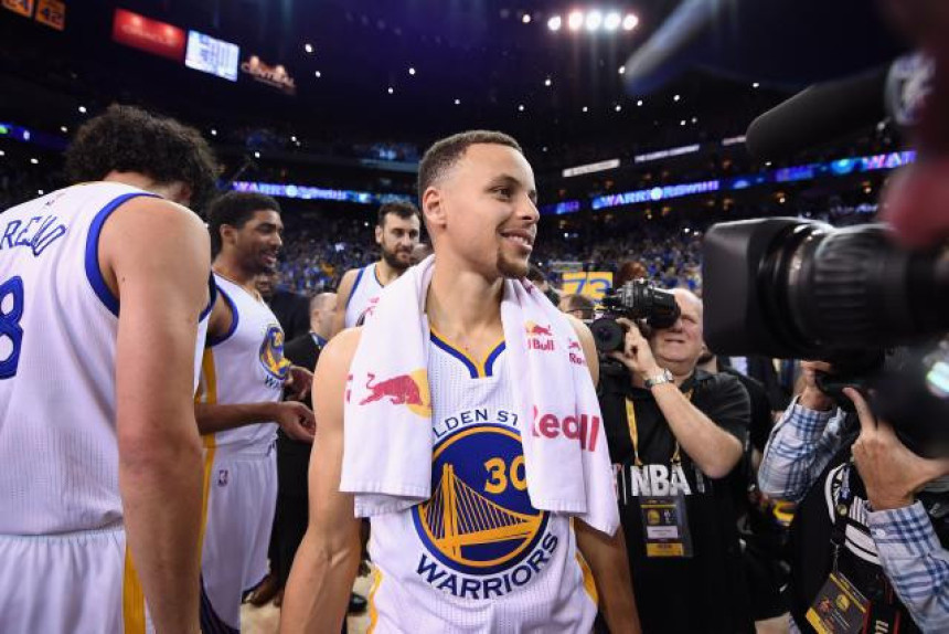 Video - NBA: Niko nije dao ni 300, a Kari se zaustavio na 402!