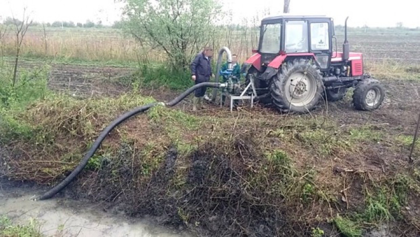 Ključni dokaz: Policija pretražuje kanal