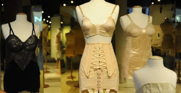 Priča o skidanju, ali i pokrivanju