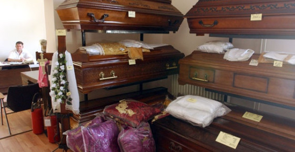 Jeftinije je umrijeti u Rimu nego u Beogradu