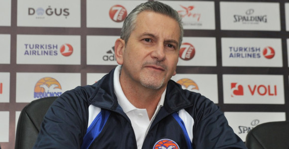 Zuros napustio Budućnost zbog bolesti!