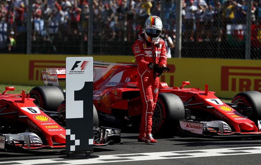 F1: Fetel u zadnjem trenutku do pola ispred Raikonena!