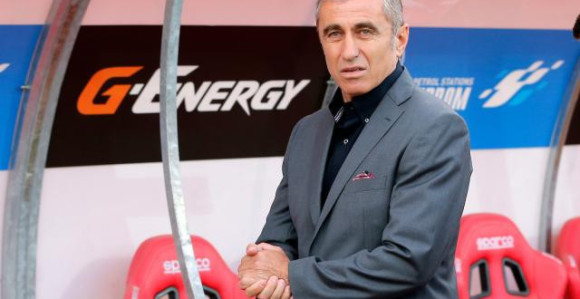 Bolje Grujić, nego Mažić, koji stalno griješi!