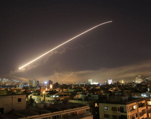 САД и савезници бомбама на Сирију 