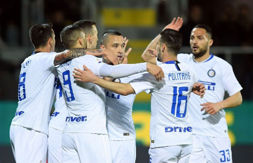 ITA: Inter zagrlio Ligu šampiona pre derbija!