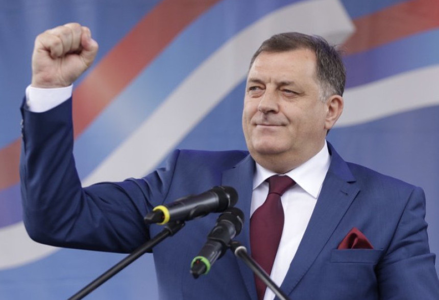 Dodik ponovo o referendumu