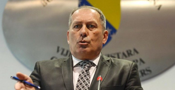 Kako riješiti priliv migranata?