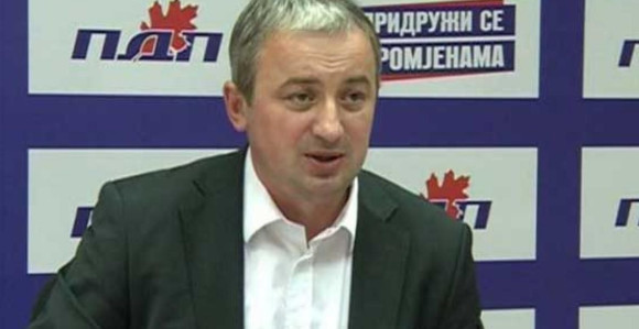 SNSD-u smeta plan za spas RS