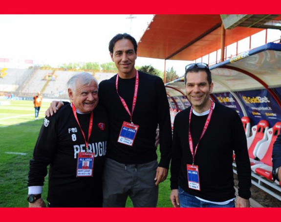 Nesta na klupi Peruđe!