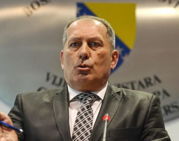 Kako riješiti priliv migranata?