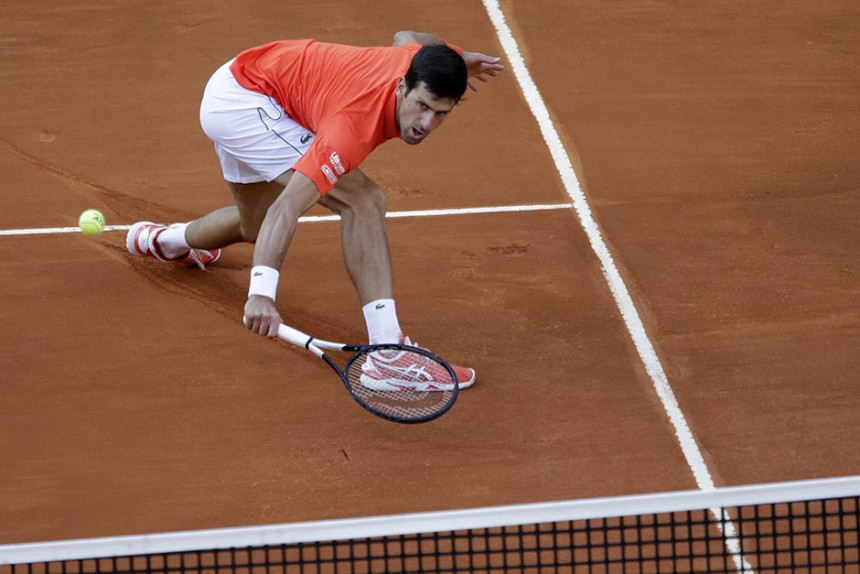 Šapovalov prvi testira Novaka u Rimu