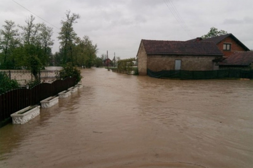 Србац: На удару Врбаса 40 кућа