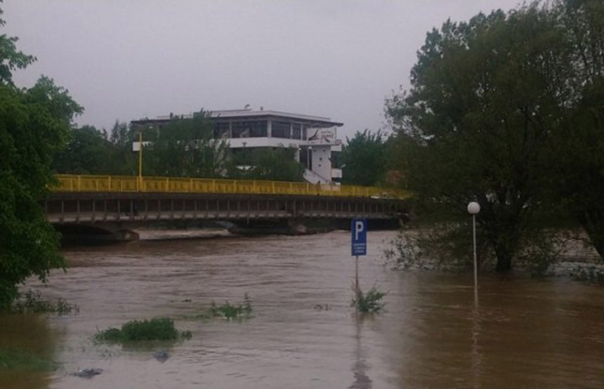 Prijedor: Sana se izlila iz korita