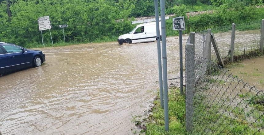 Putevi u Srpskoj: Vozači, oprez!