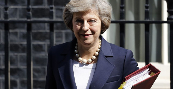 Tereza Mej najavila ostavku