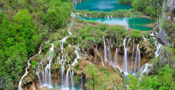 Plitvička jezera zatvorena za turiste zbog visokog vodostaja