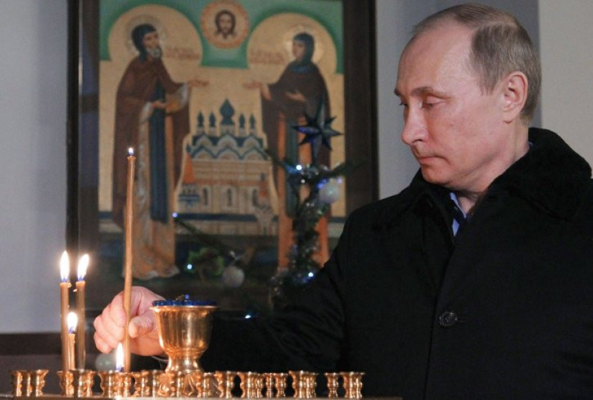 Bog i Rusija iznad komunizma, fašizma i zapadne demokratije