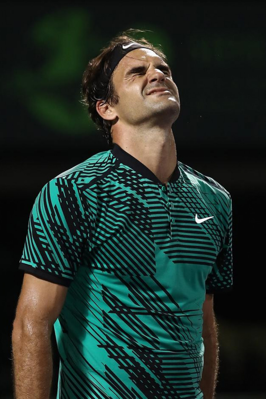 Senzacija: Federera izbacio 302. teniser svijeta!