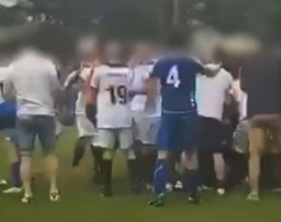 Žestoka tuča na utakmici Kosovo - Vesroa!